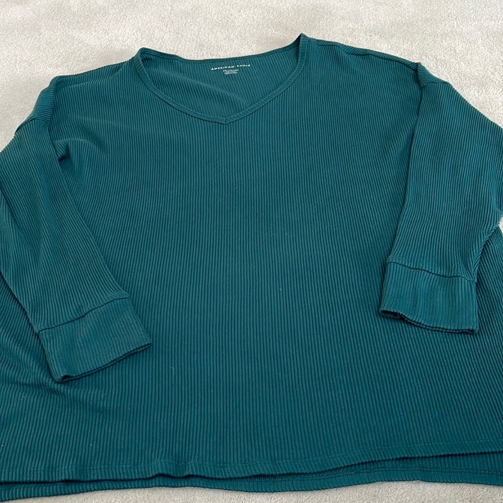 *NWT* American Eagle Outfitters Top